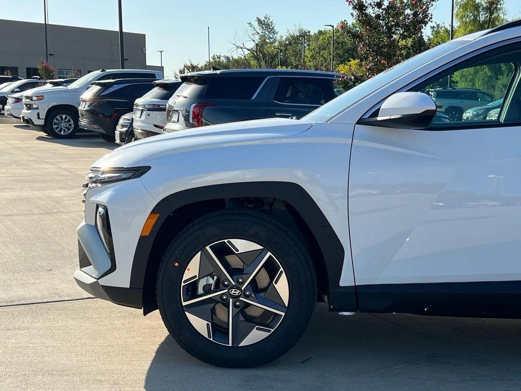 new 2026 Hyundai Tucson car, priced at $32,110