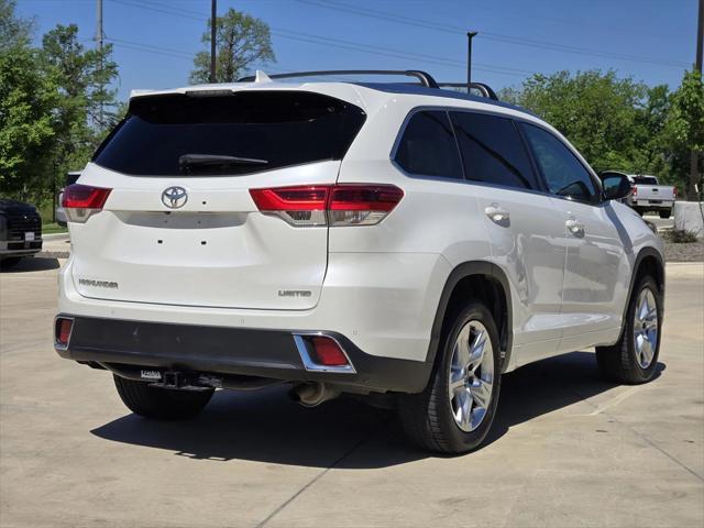 used 2017 Toyota Highlander car, priced at $22,490