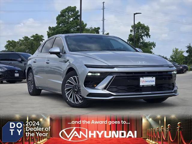 new 2025 Hyundai Sonata Hybrid car, priced at $37,340