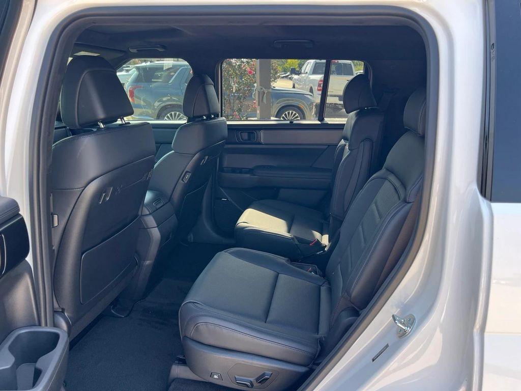 new 2026 Hyundai SANTA FE HEV car, priced at $51,670