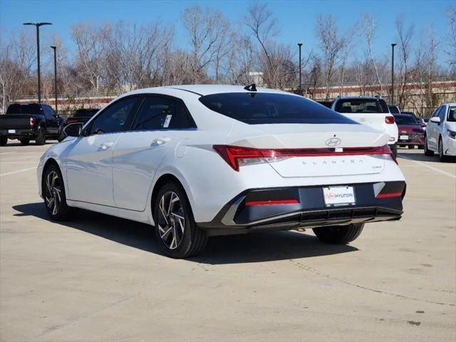 new 2025 Hyundai Elantra car, priced at $26,257