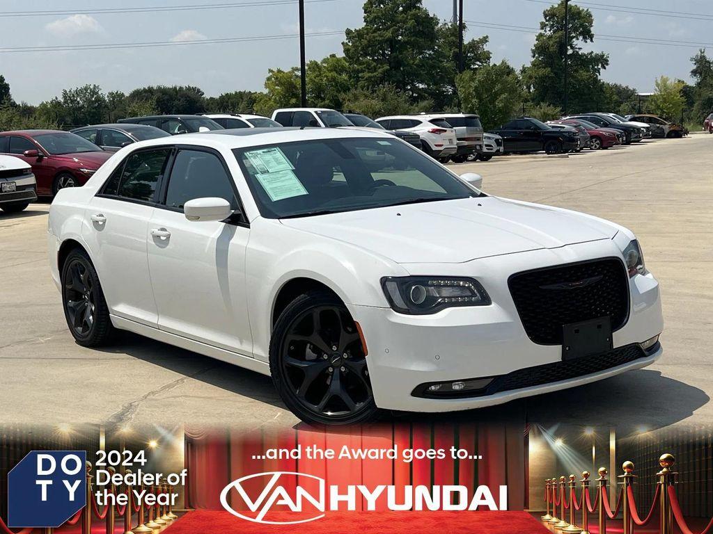 used 2022 Chrysler 300 car, priced at $26,998