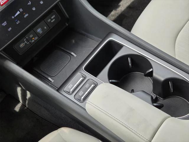 new 2025 Hyundai Sonata Hybrid car, priced at $31,461