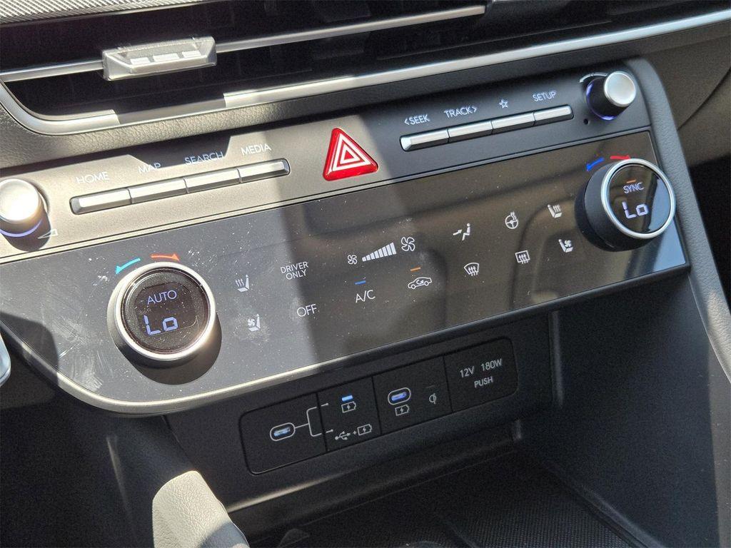 new 2025 Hyundai Sonata Hybrid car, priced at $34,945