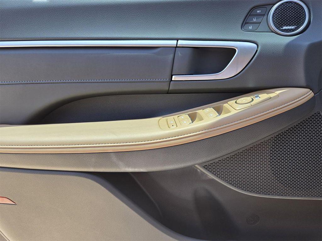 new 2025 Hyundai Sonata Hybrid car, priced at $34,945