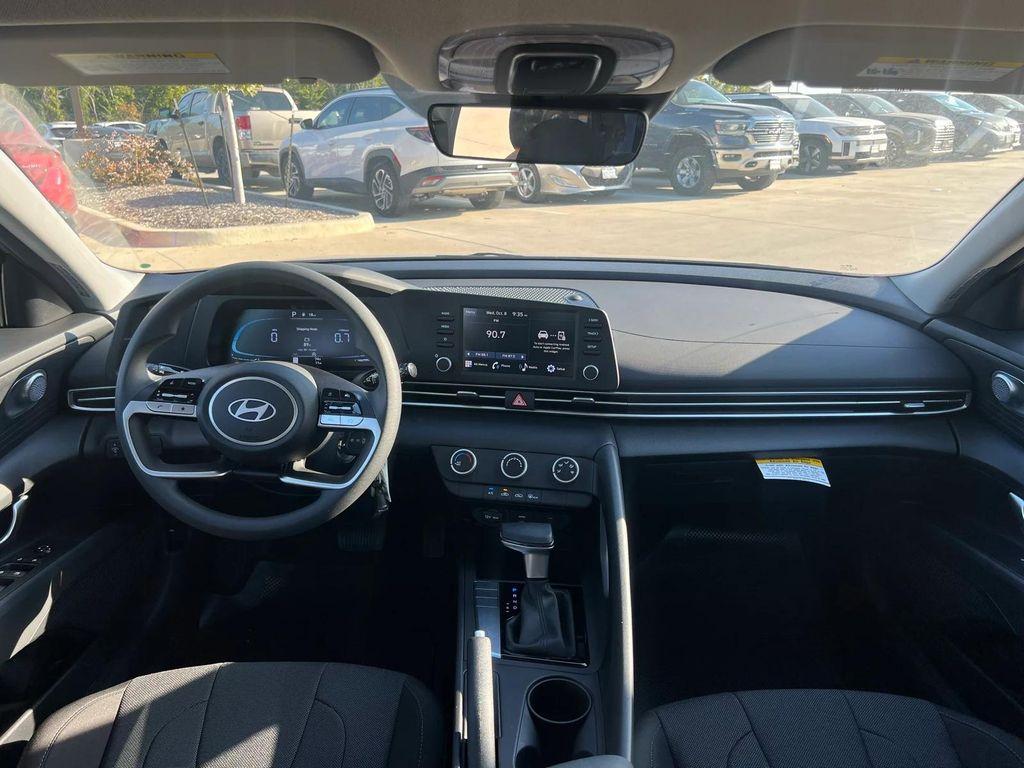 new 2025 Hyundai Elantra car, priced at $22,437