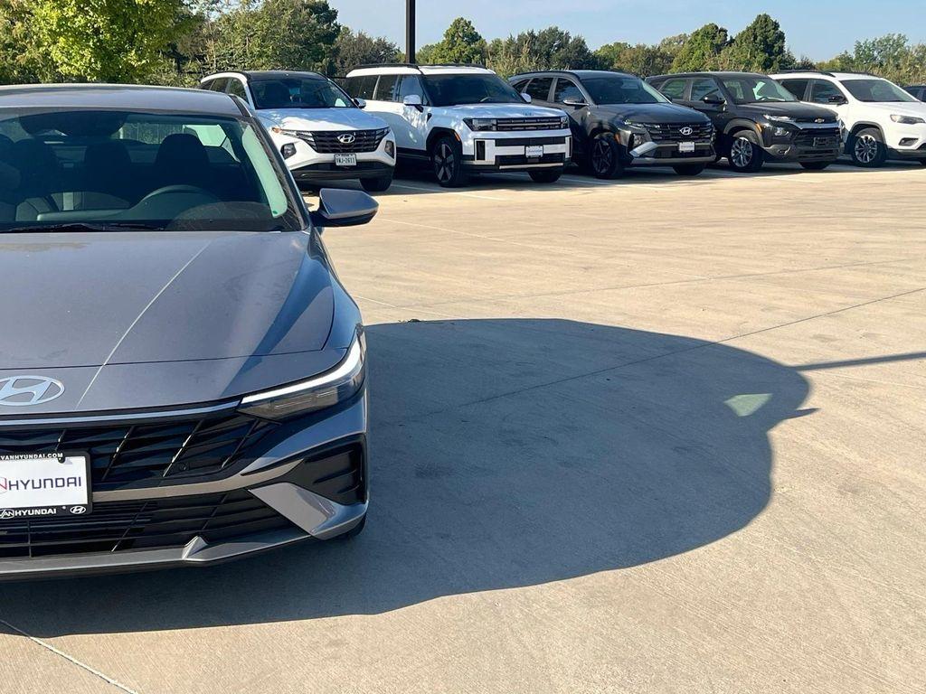 new 2025 Hyundai Elantra car, priced at $22,437