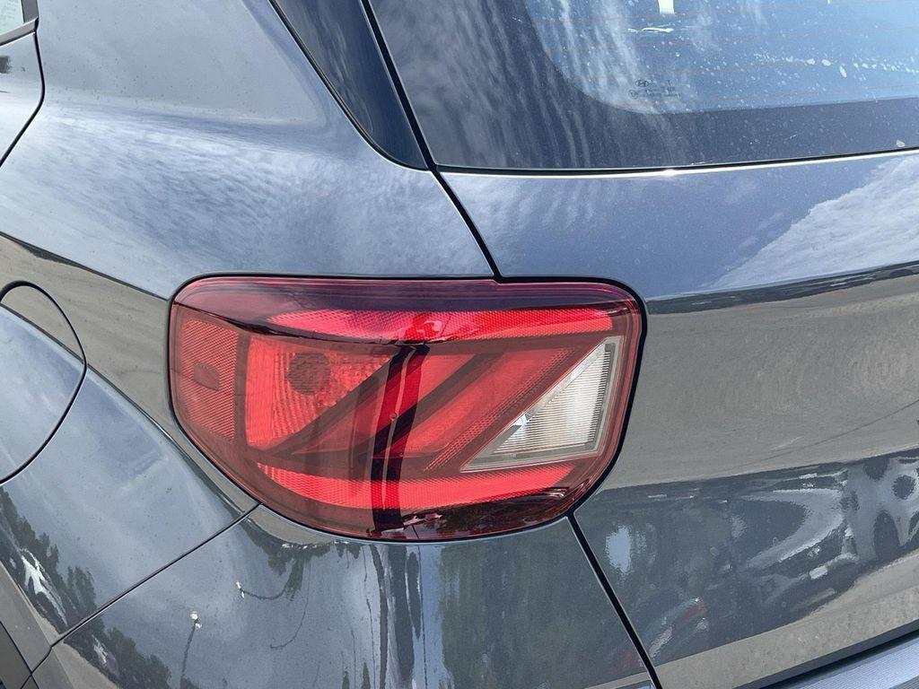 new 2025 Hyundai Venue car, priced at $23,806