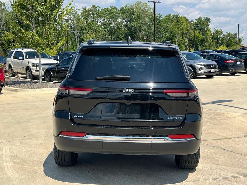 used 2023 Jeep Grand Cherokee car, priced at $27,999