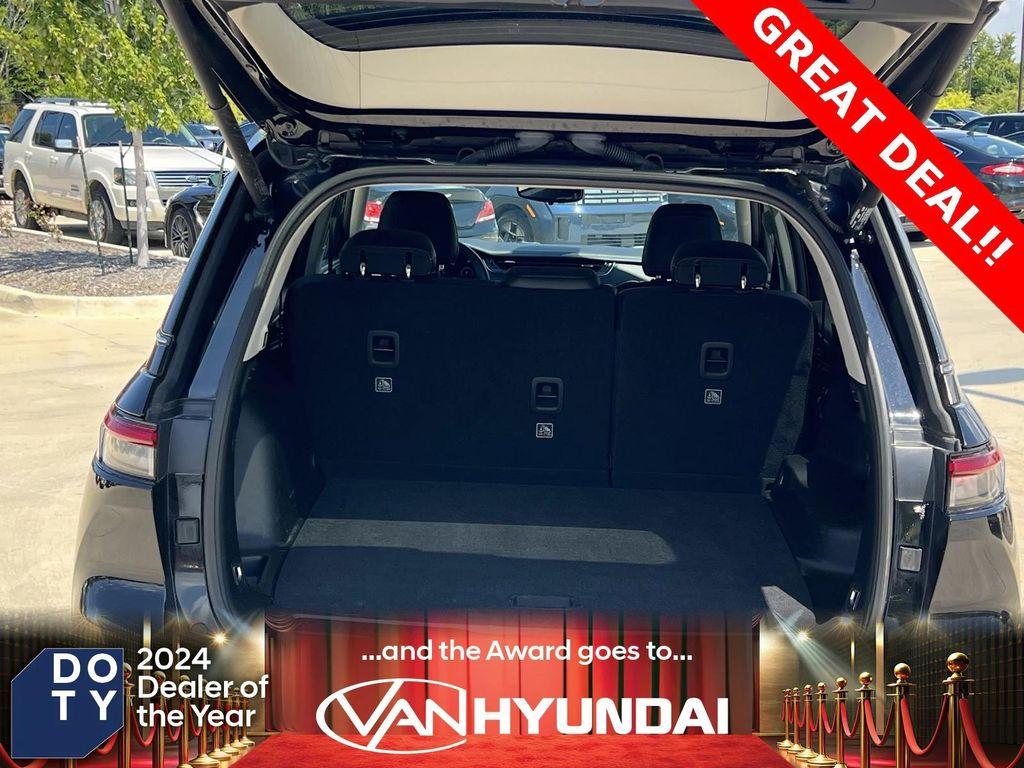 used 2023 Jeep Grand Cherokee car, priced at $25,999