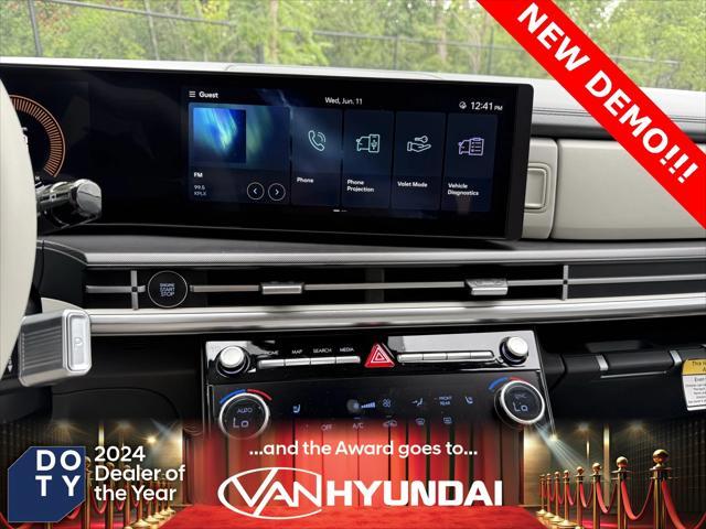 used 2025 Hyundai Santa Fe car, priced at $32,715