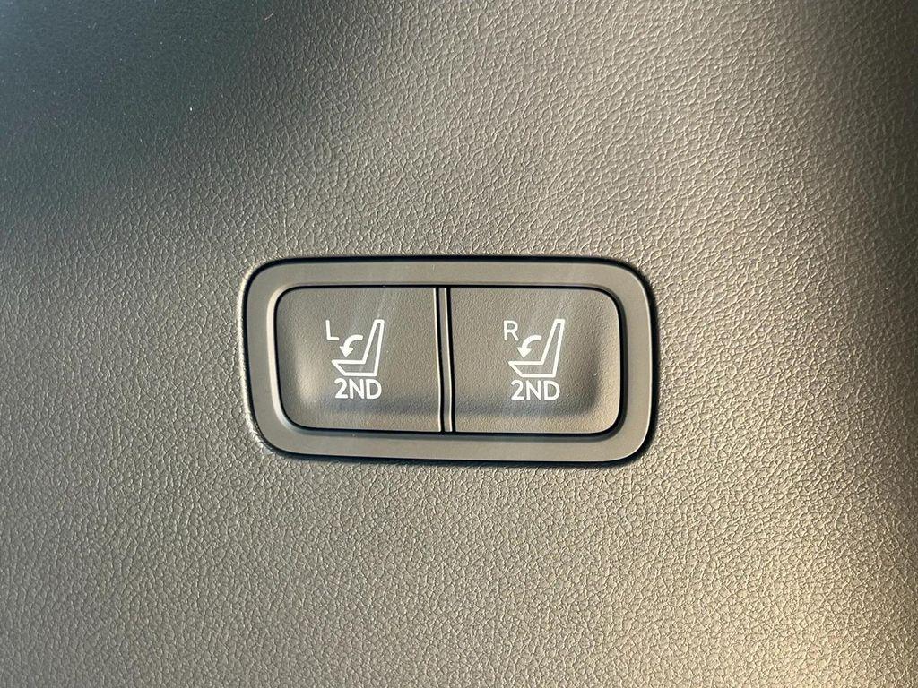 used 2024 Hyundai Santa Fe car, priced at $28,999