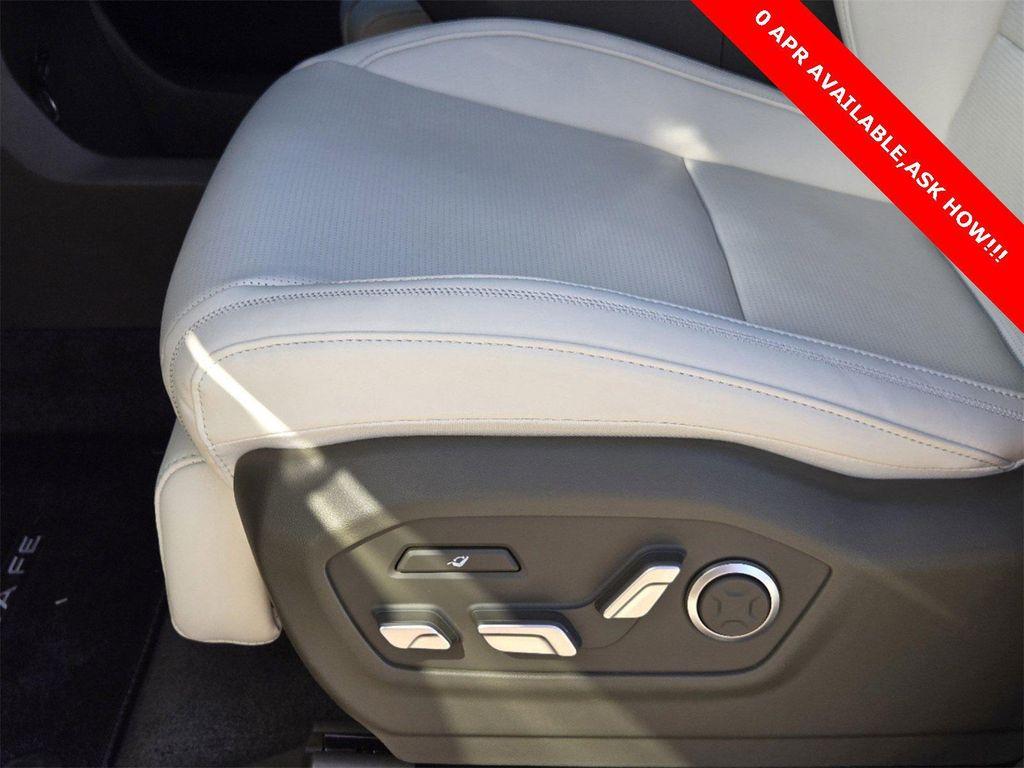 new 2025 Hyundai Santa Fe car, priced at $45,858