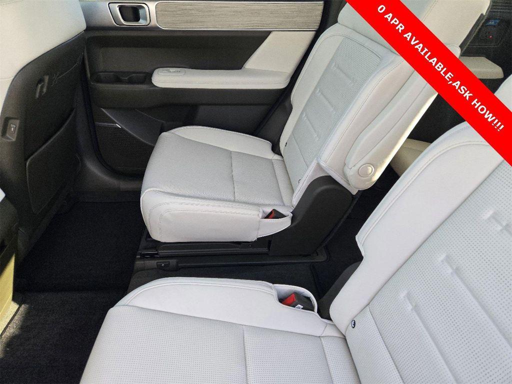 new 2025 Hyundai Santa Fe car, priced at $45,858