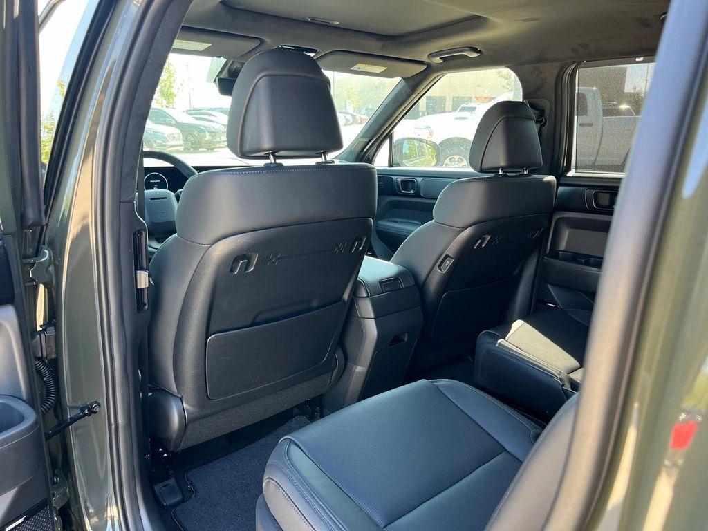 new 2026 Hyundai SANTA FE HEV car, priced at $46,545