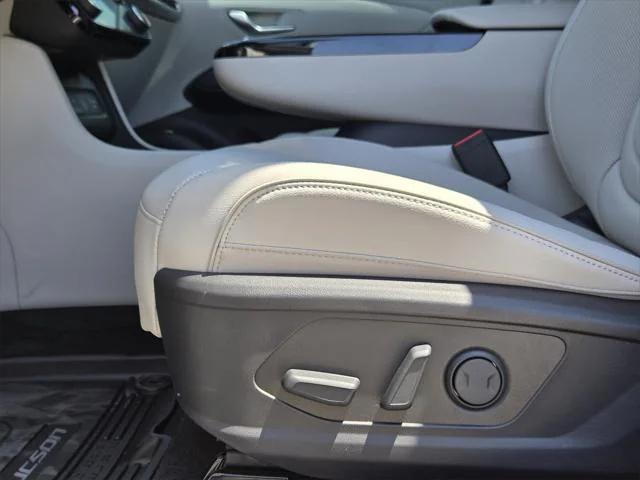 new 2025 Hyundai TUCSON Hybrid car, priced at $41,902