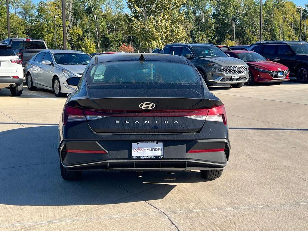 new 2025 Hyundai Elantra car, priced at $22,889