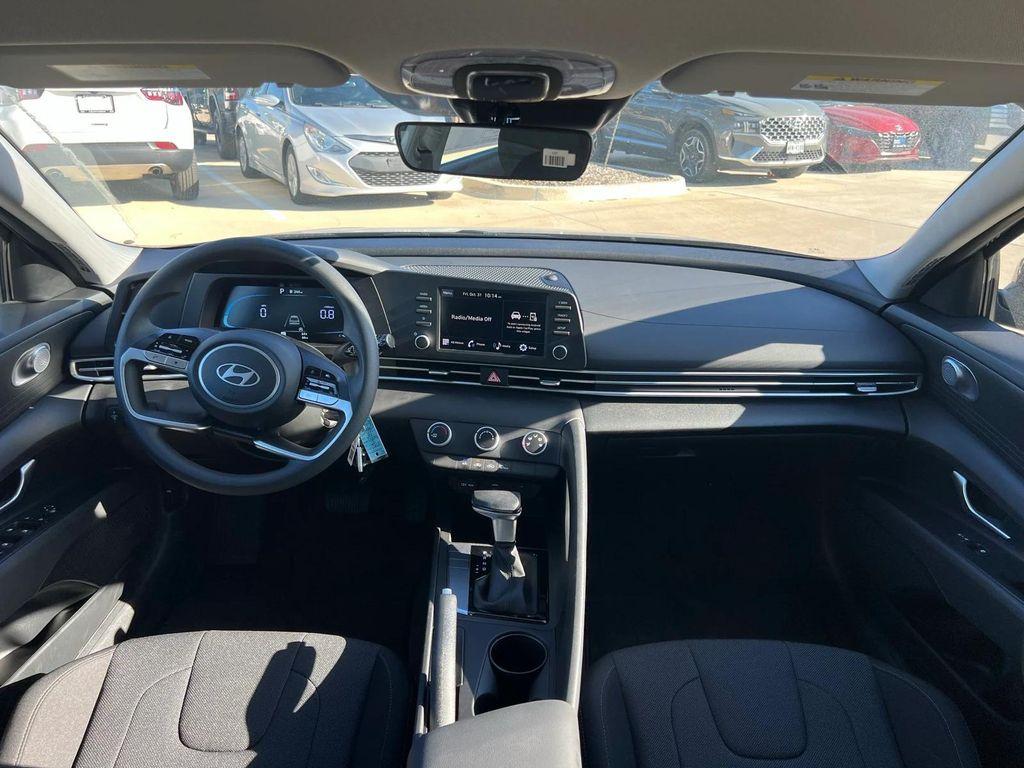 new 2025 Hyundai Elantra car, priced at $22,889