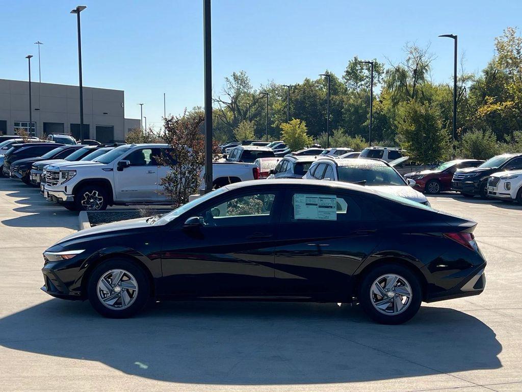 new 2025 Hyundai Elantra car, priced at $22,889