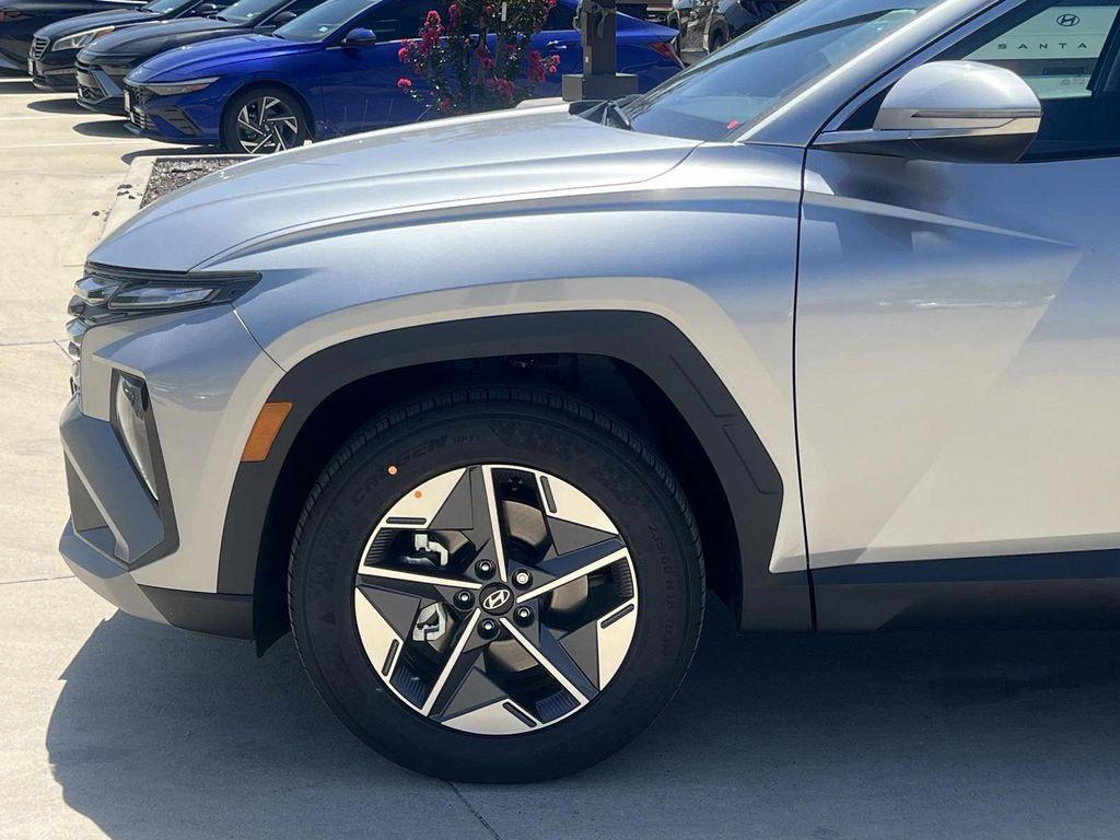 new 2025 Hyundai Tucson car, priced at $29,899