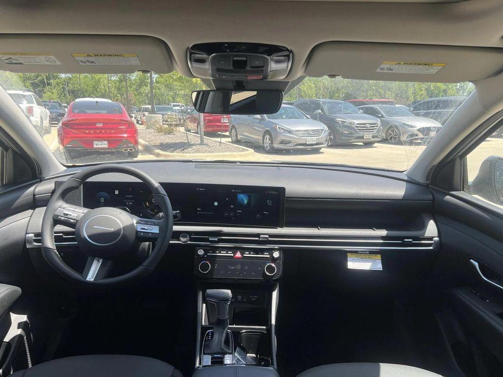 new 2025 Hyundai Tucson car, priced at $29,899