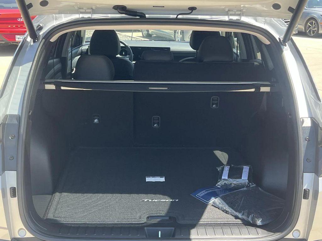 new 2025 Hyundai Tucson car, priced at $29,899