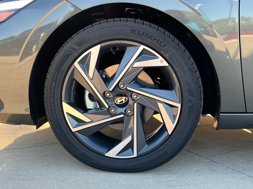 new 2025 Hyundai Elantra car, priced at $23,821