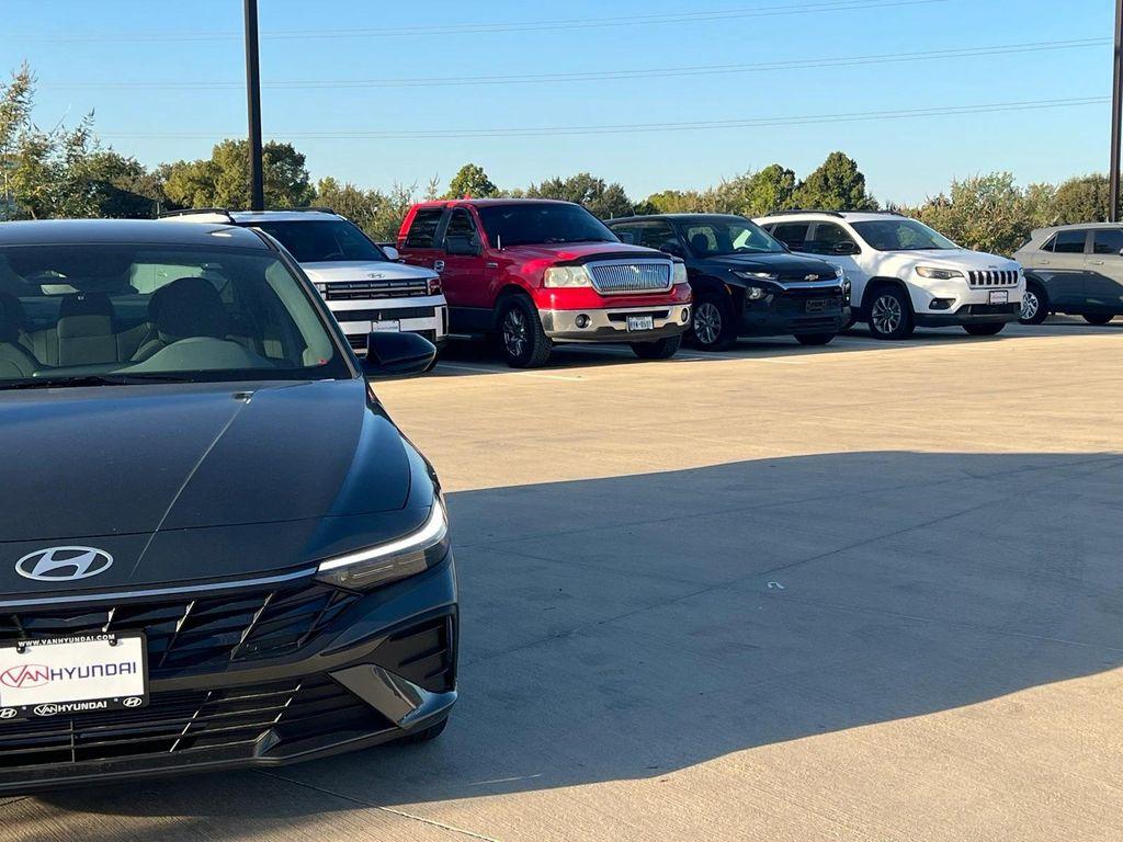 new 2025 Hyundai Elantra car, priced at $23,821