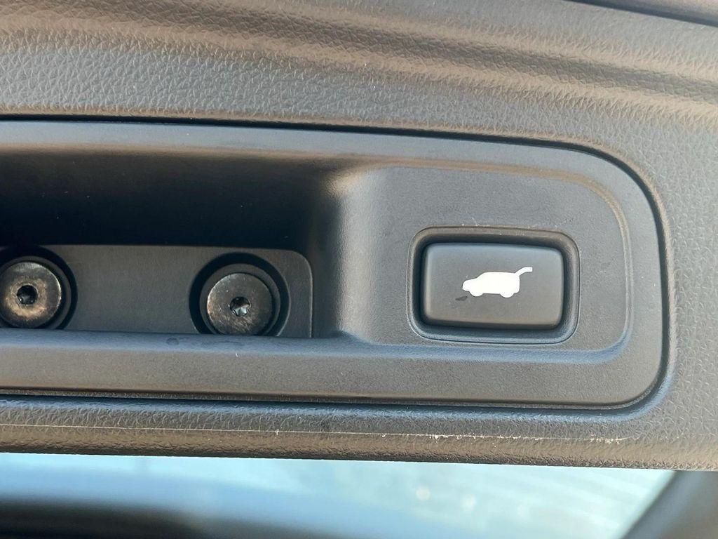 used 2020 Honda Pilot car, priced at $26,999