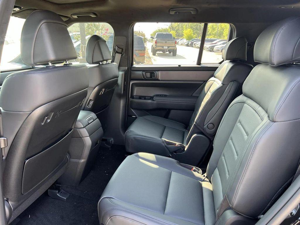 new 2026 Hyundai SANTA FE HEV car, priced at $46,750