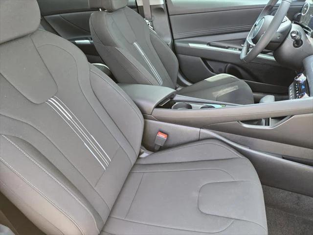 new 2025 Hyundai Elantra car, priced at $25,737
