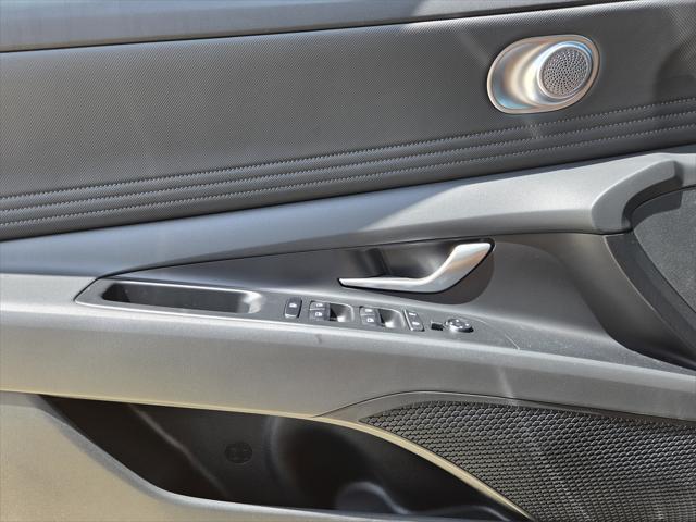 new 2025 Hyundai Elantra car, priced at $25,737