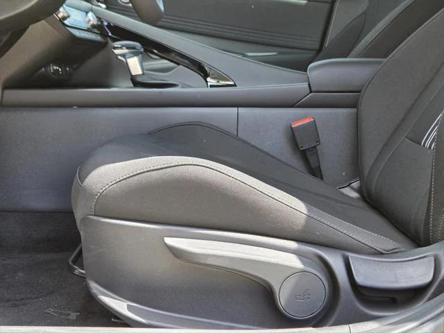 new 2025 Hyundai Elantra car, priced at $25,737
