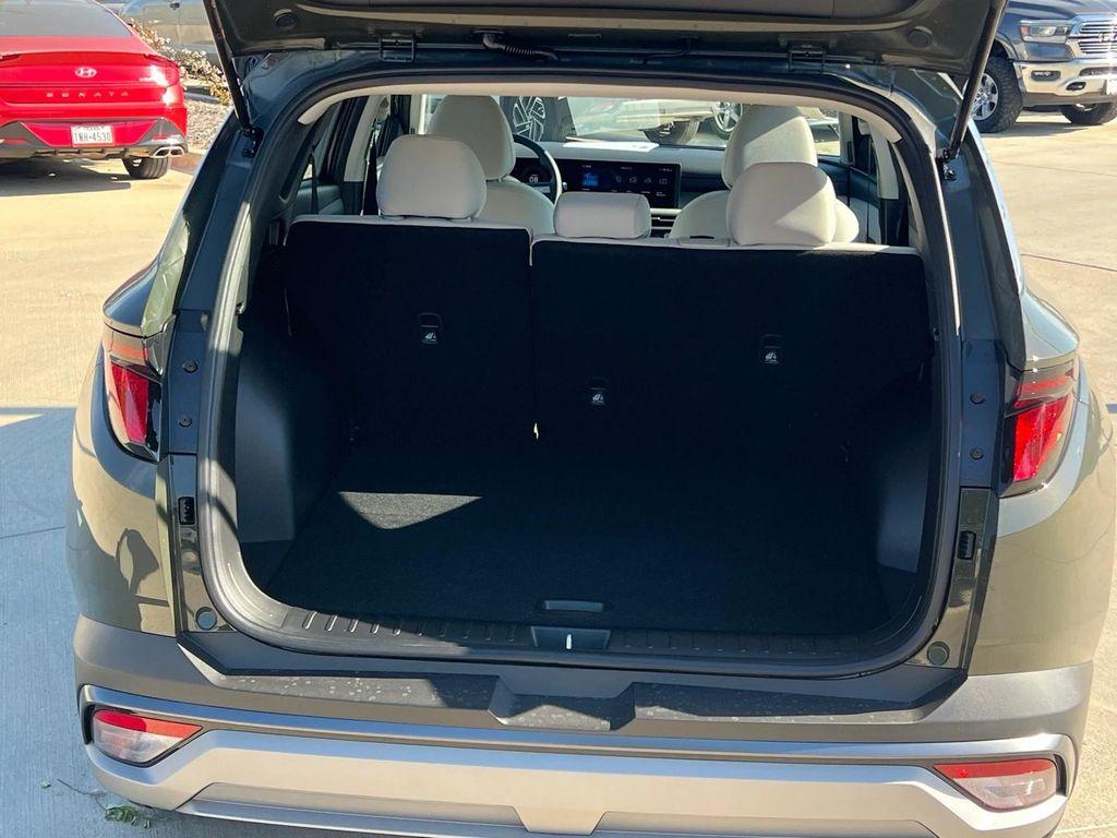 new 2026 Hyundai Tucson car, priced at $30,355