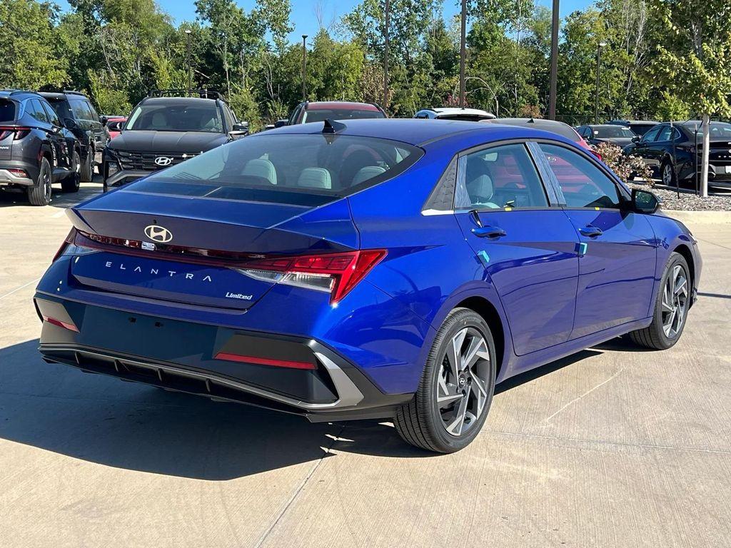 new 2025 Hyundai Elantra car, priced at $27,270