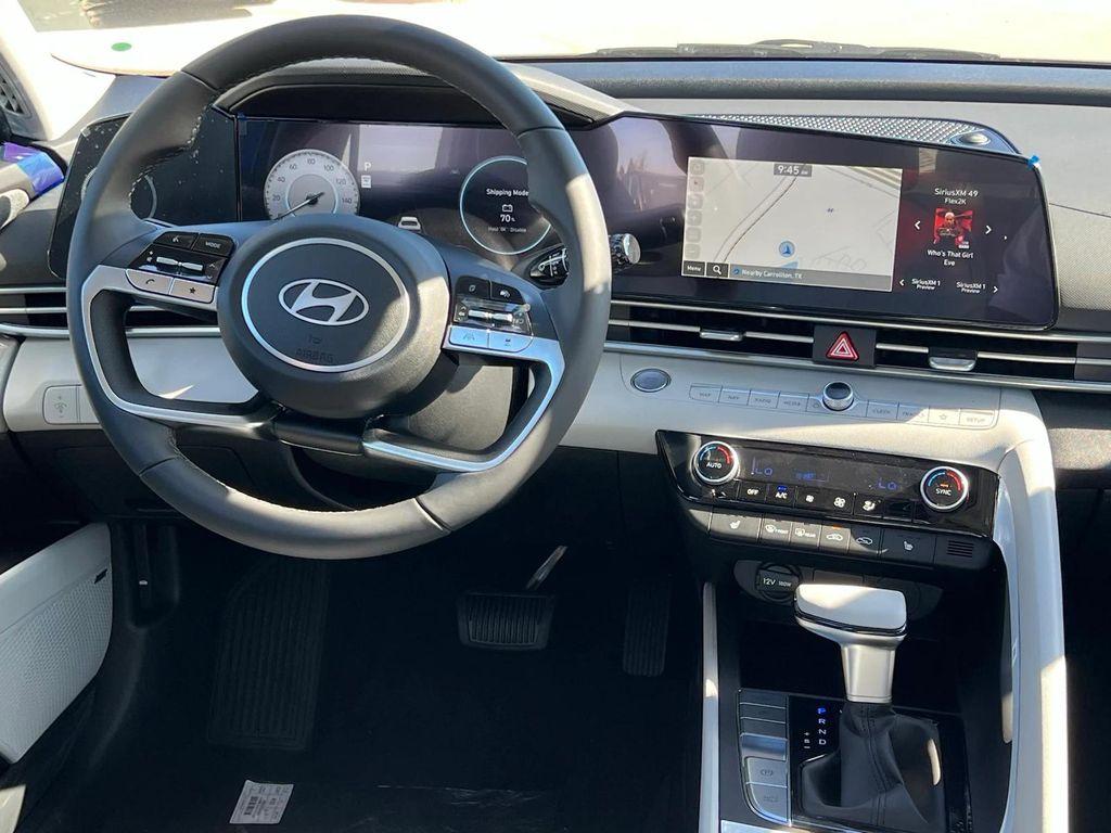 new 2025 Hyundai Elantra car, priced at $27,270