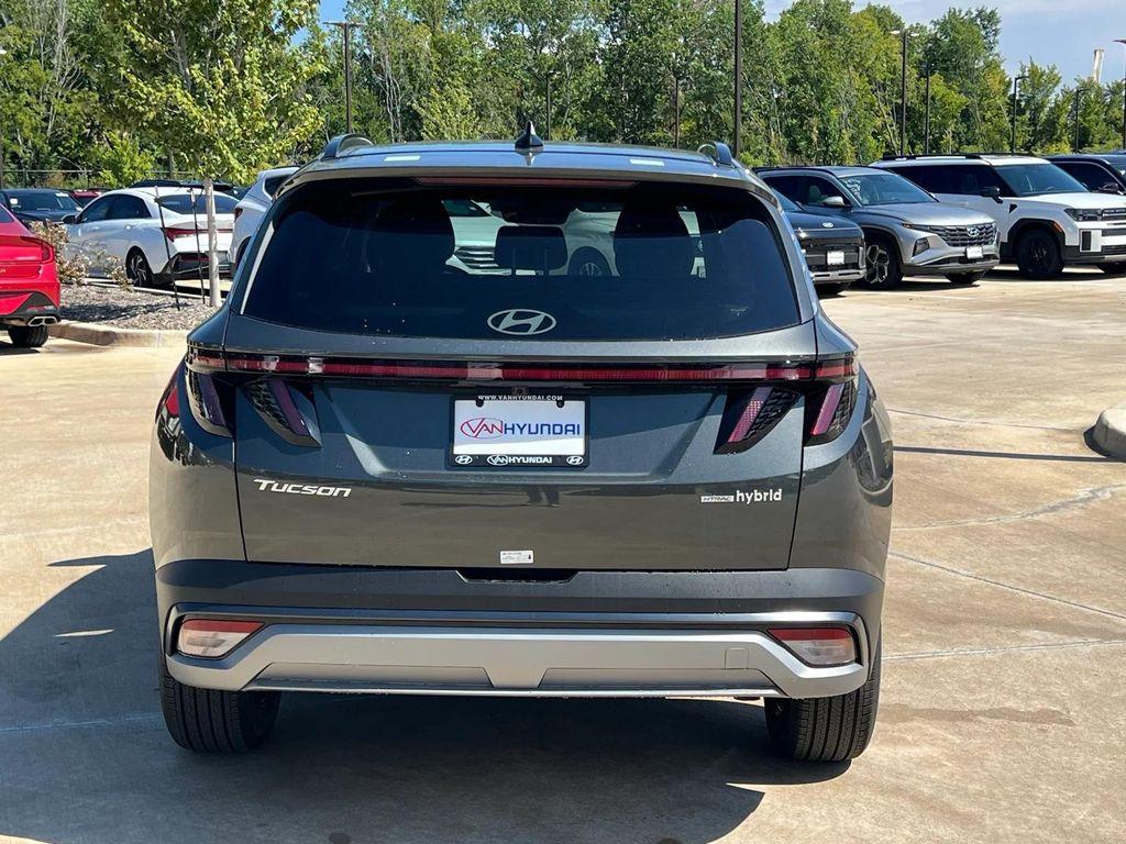 new 2025 Hyundai TUCSON Hybrid car, priced at $35,462