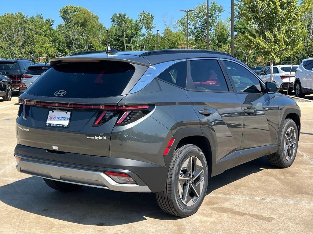 new 2025 Hyundai TUCSON Hybrid car, priced at $35,462