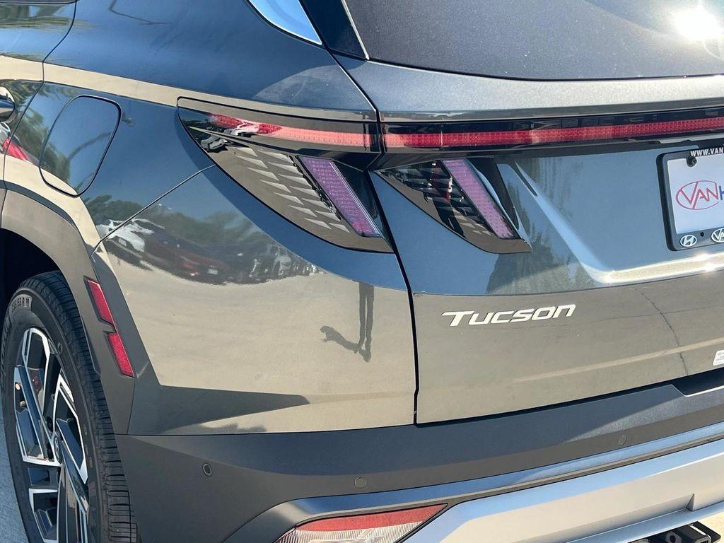 new 2025 Hyundai TUCSON Hybrid car, priced at $40,114