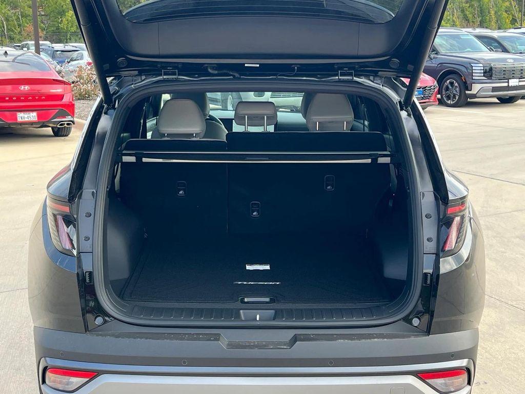 new 2026 Hyundai TUCSON Hybrid car, priced at $44,480