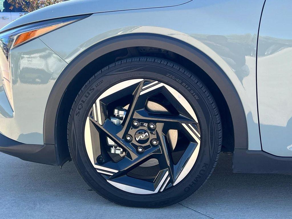 used 2025 Kia K4 car, priced at $20,999