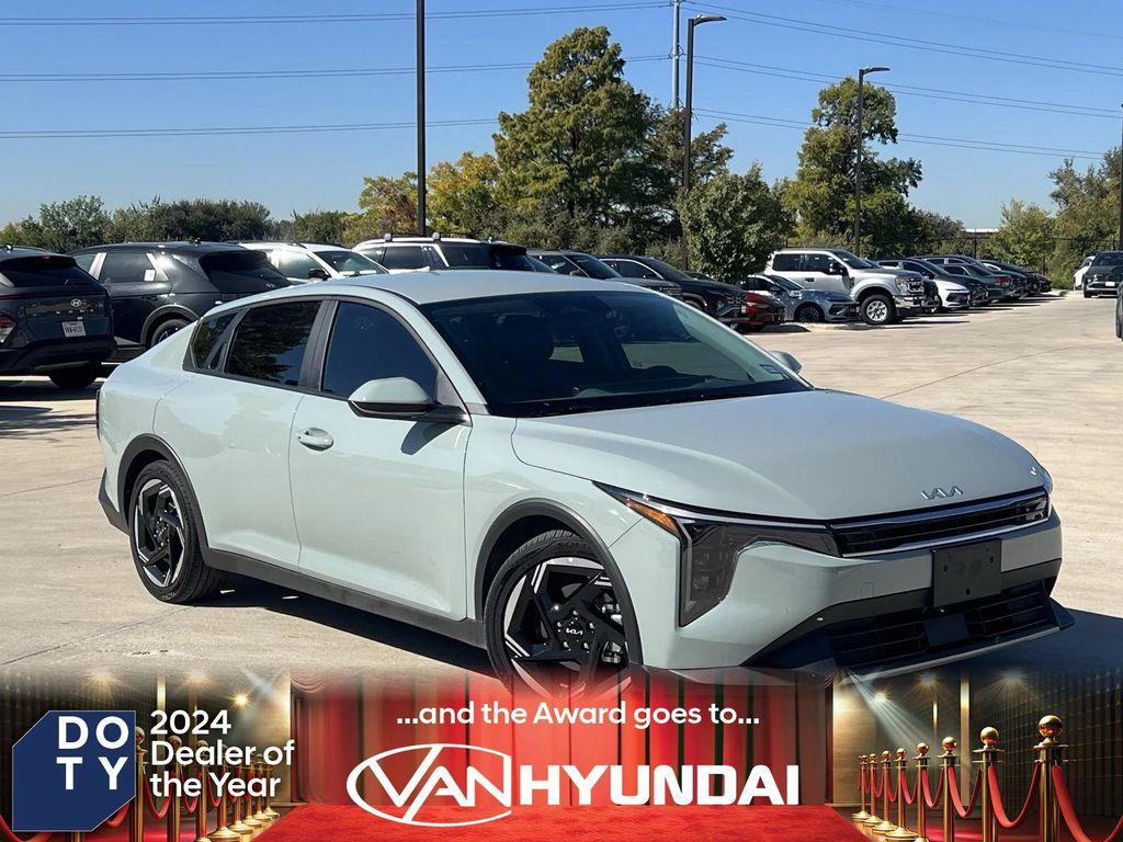 used 2025 Kia K4 car, priced at $20,999