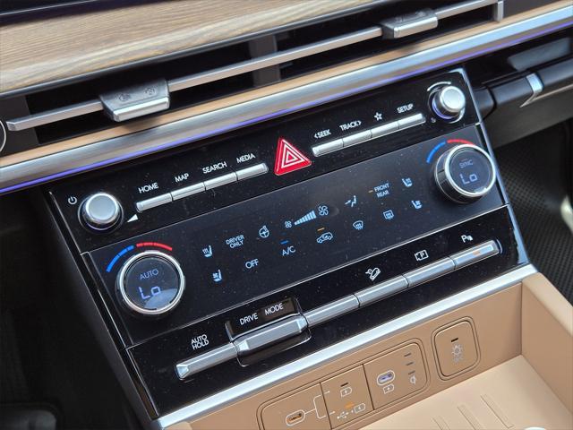 new 2025 Hyundai Santa Fe car, priced at $45,018