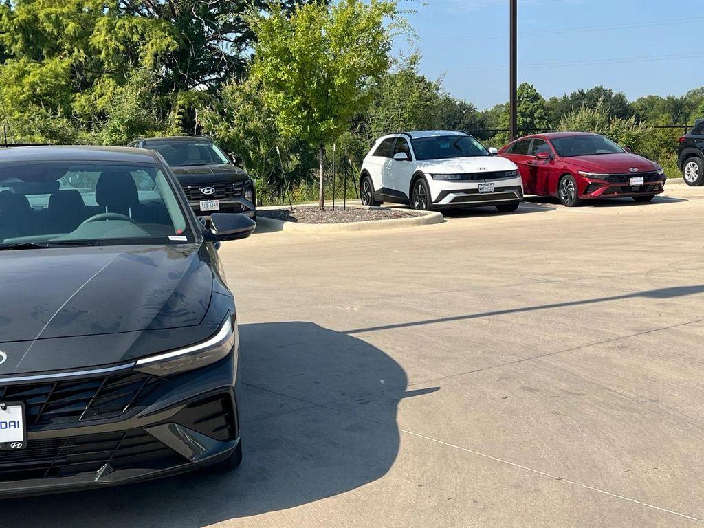 new 2025 Hyundai Elantra car, priced at $22,441