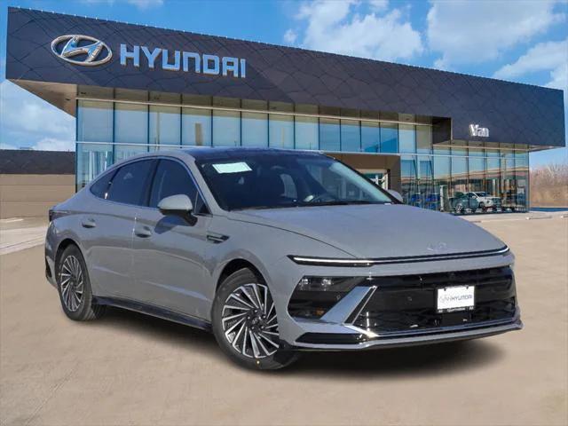 new 2025 Hyundai Sonata Hybrid car, priced at $38,531