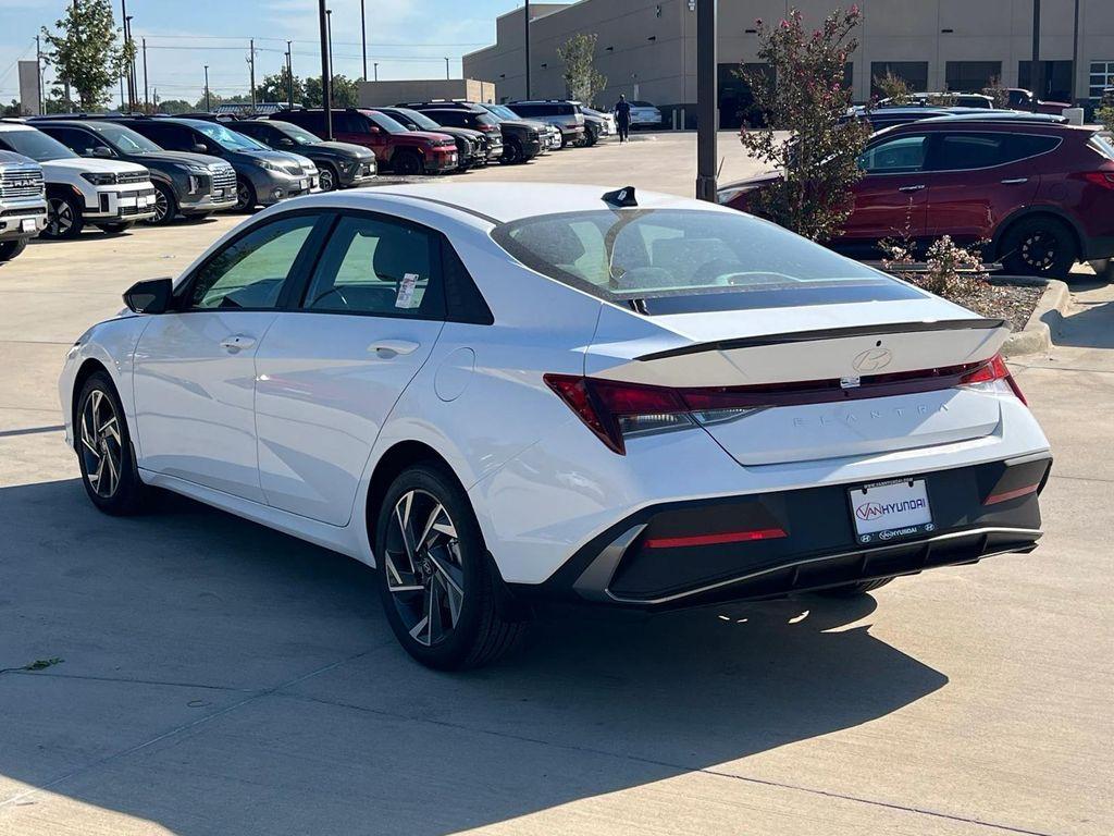 new 2025 Hyundai Elantra car, priced at $24,283