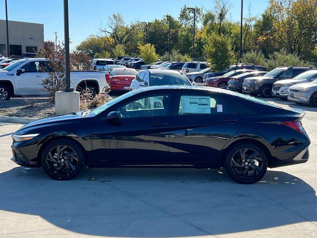 new 2026 Hyundai ELANTRA HEV car, priced at $28,560