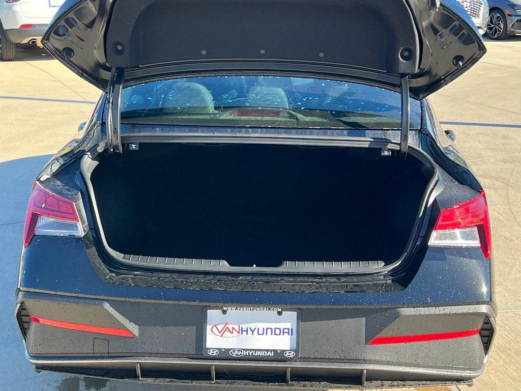 new 2026 Hyundai ELANTRA HEV car, priced at $28,560