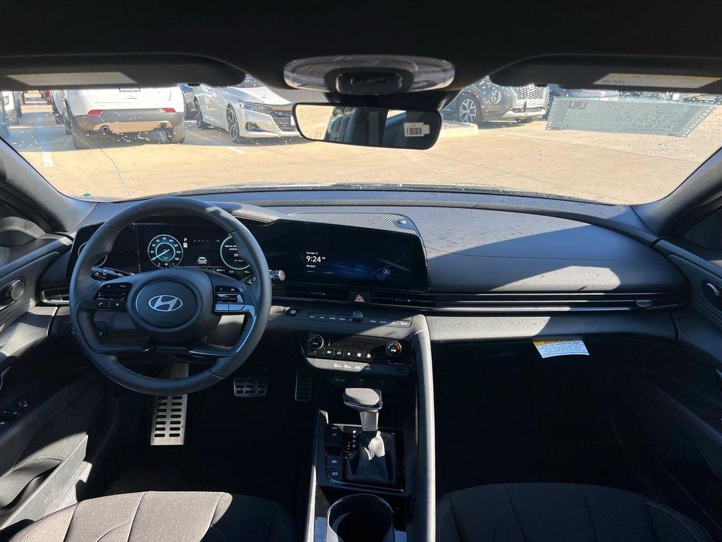 new 2026 Hyundai ELANTRA HEV car, priced at $28,560