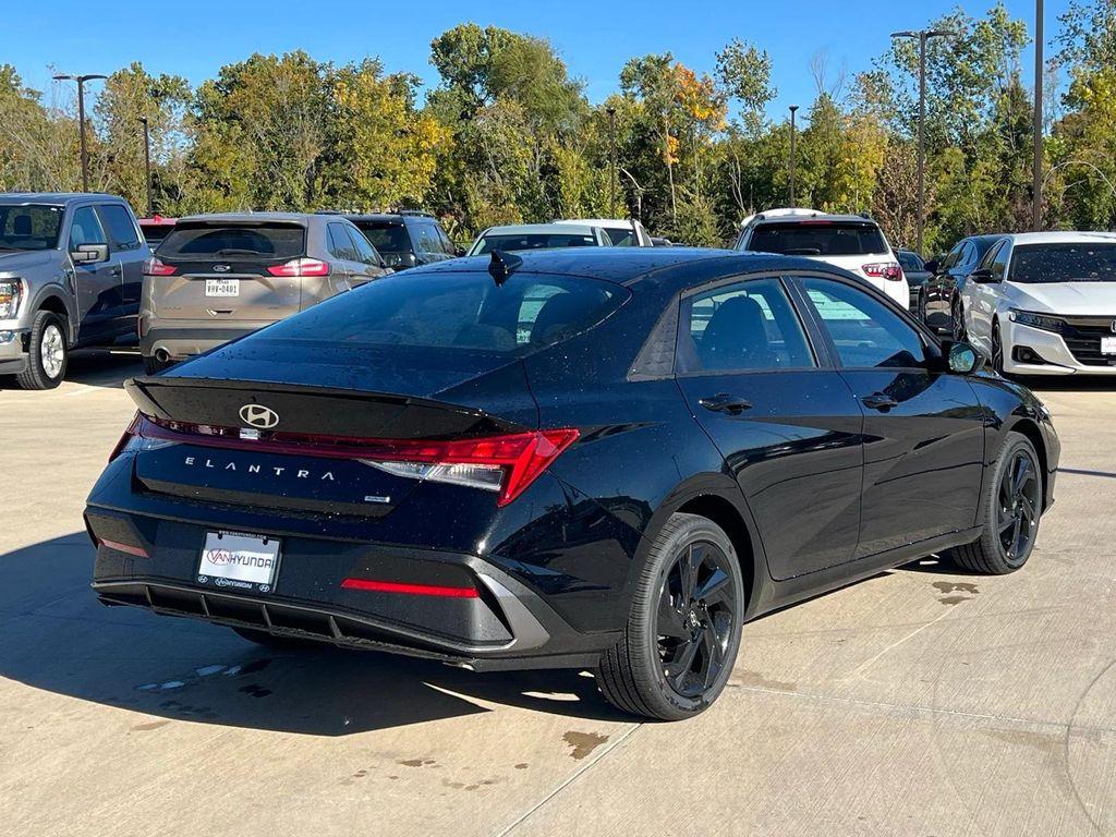 new 2026 Hyundai ELANTRA HEV car, priced at $28,560